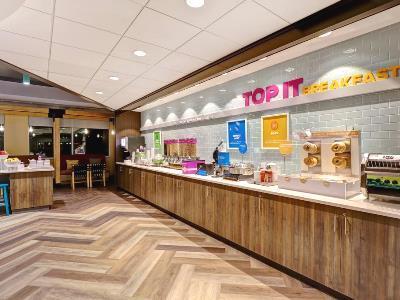 Tru By Hilton Windermere Hotel Edmonton